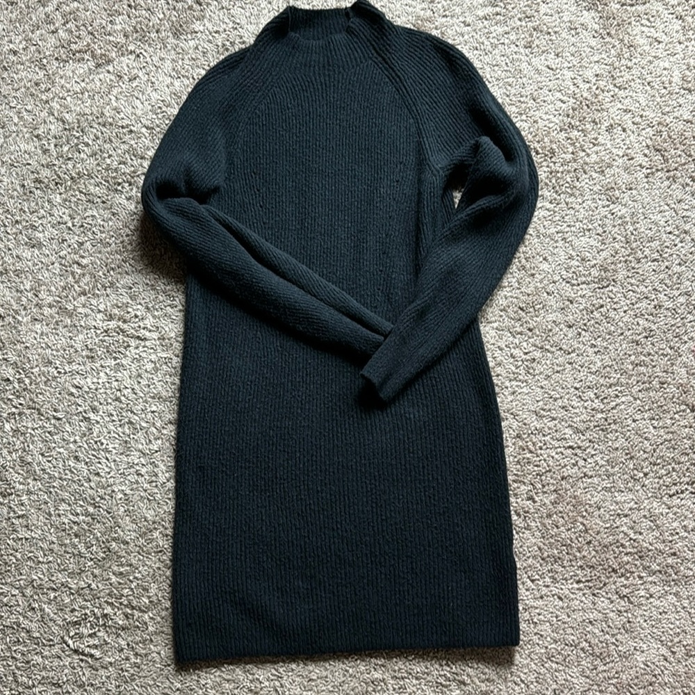 Abercrombie & Fitch Sweater Dress